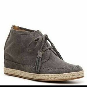 Crown Vintage* Mac* Hidden Wedge Bootie* Suede* Gray* Sz 9.5* Boho